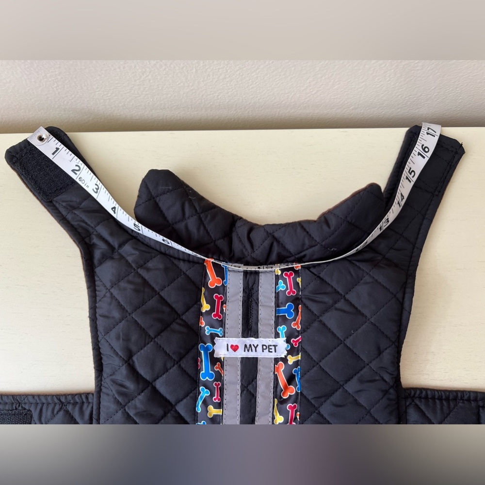 Designer Quilted Jacket - Picture 4 of 7